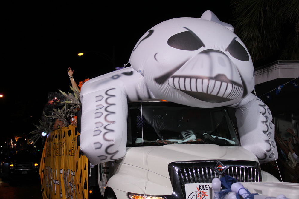 Fantasy Fest Parade 2017 photo - Duval Street, Key West